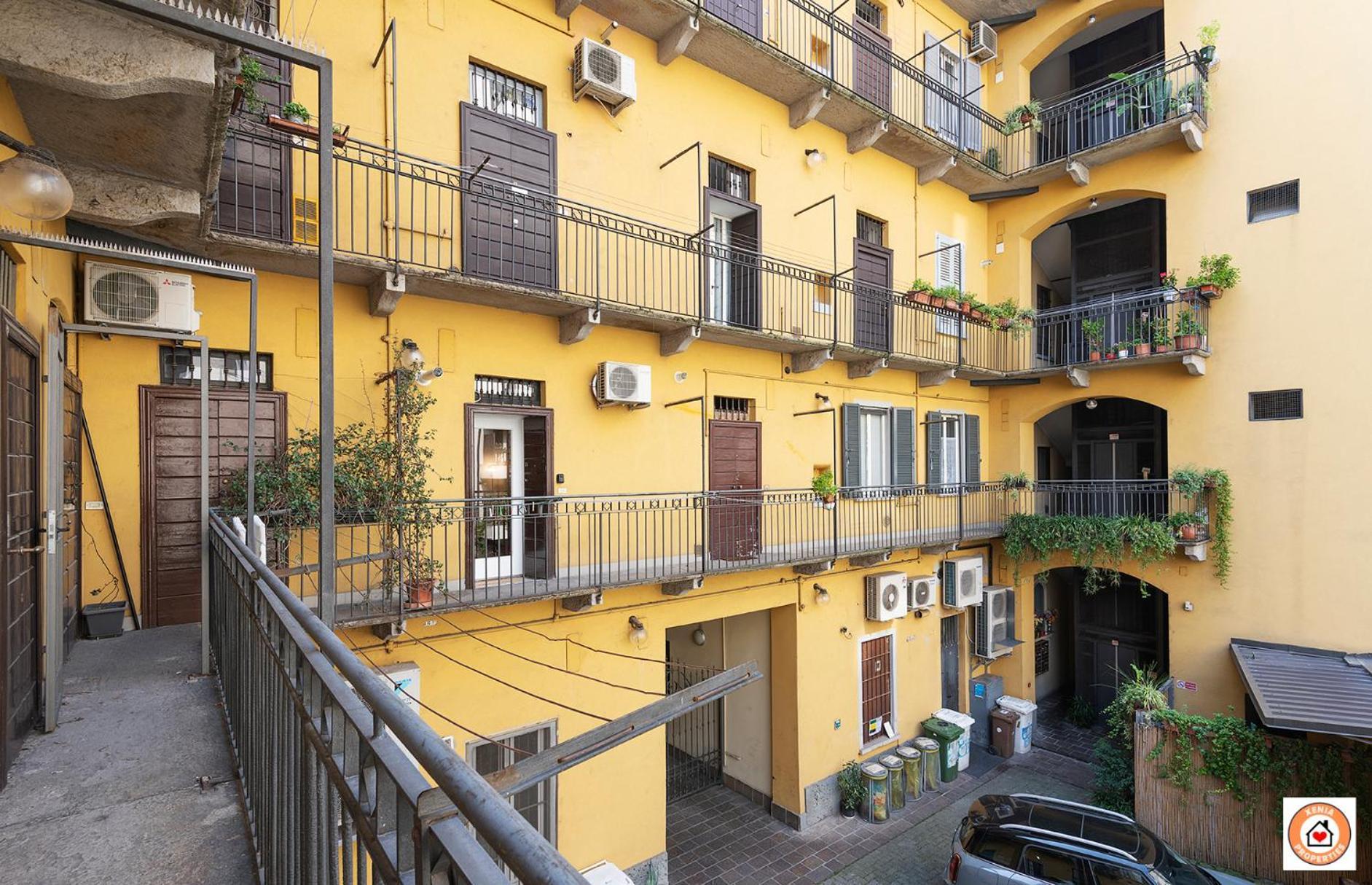 Nido Milanese - Bocconi, Navigli, Duomo Appartement Buitenkant foto